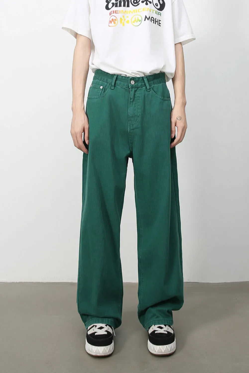 b690ff64-883d-47bb-ba03-190f93129af4-Max